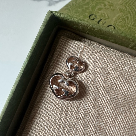 Gucci Silver Heart Earrings - Picture 3 of 12